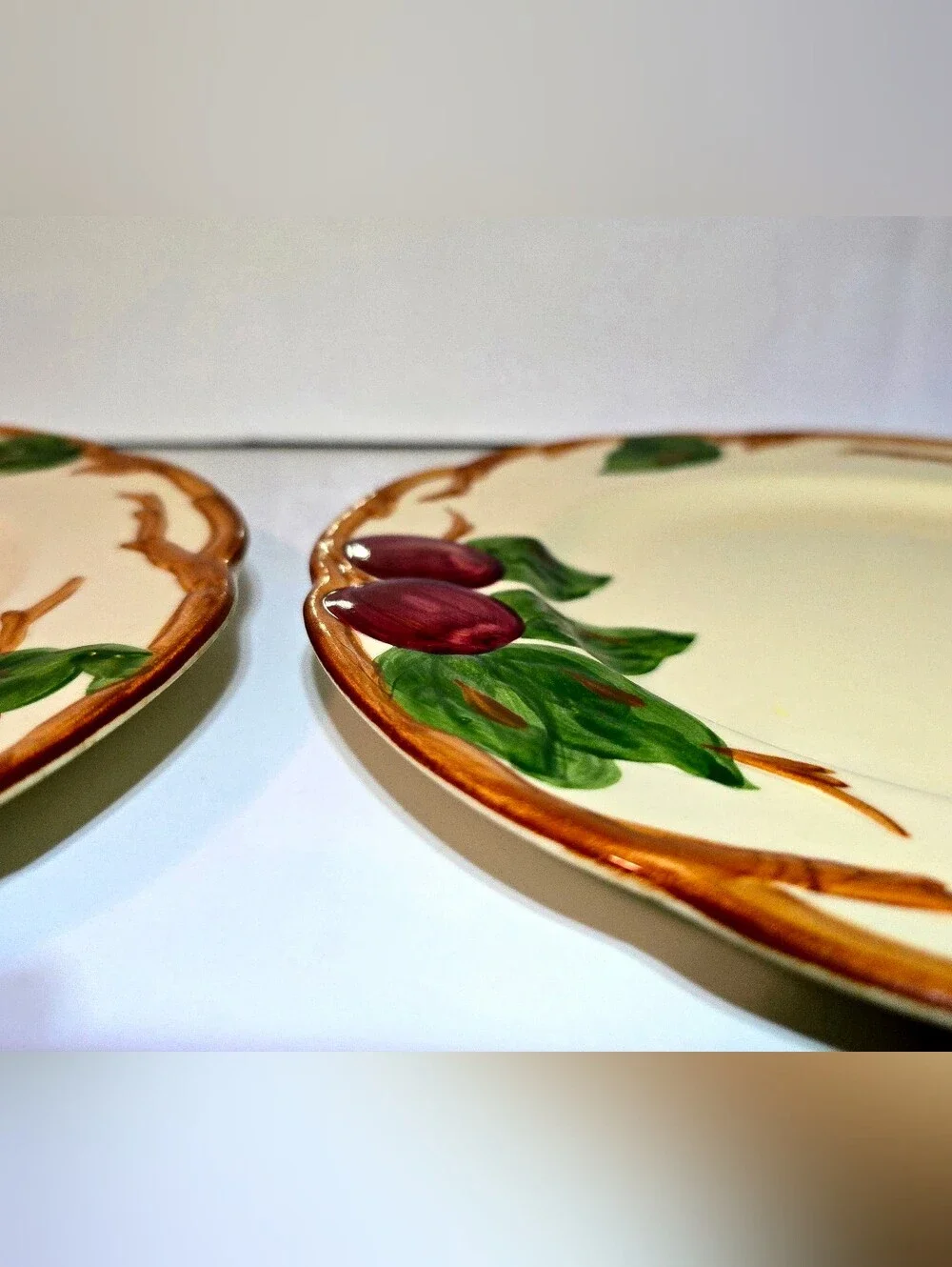 Franciscan Apple Earthenware Plates 9.5